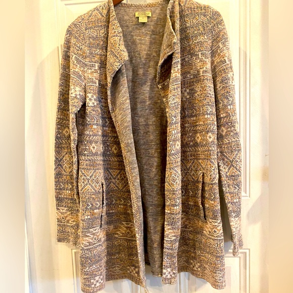 Lucky Brand cardigan. Medium casual open front with pockets. Tapestry look - Picture 1 of 8